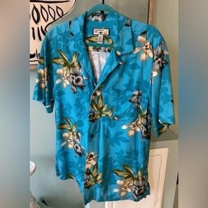 Caribbean Joe Button Down Short Sleeve Hawaiian Shirt Size Medium 100% Rayon EUC